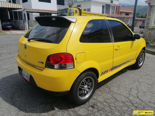 Imagen 4 de 12 de Fiat Palio Racing 1.8