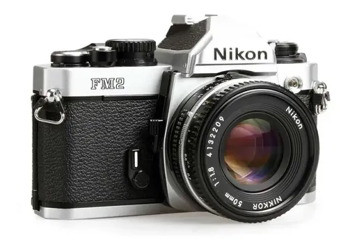 Câmera Analógica 35mm Nikon Fm2 Com Lente Nikon 50mm F1.8