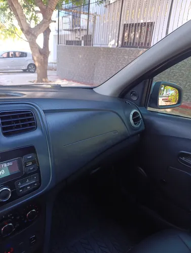 Renault Logan 1.6 Authentique