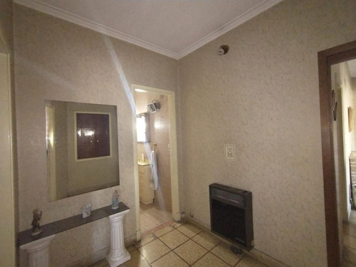 Imagen 13 de 19 de Casa En Los Hornos - Fin Comercial - Dacal Bienes Raices