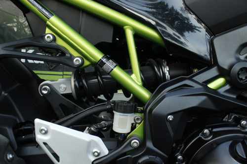 Kawasaki Z900- Akrapovic Full Sistem -instalacion Bonificada