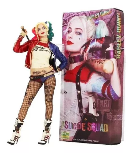 Boneco Action Figure Arlequina Harley Quinn 30 cm Batman Coringa em  Promoção na Americanas