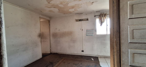Casa En Venta De 6 Dorm. En Ñuñoa