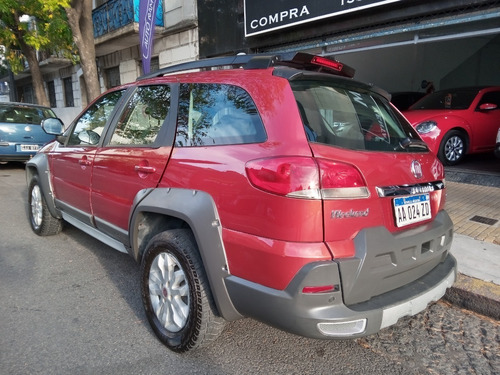 Imagen 4 de 13 de Fiat Palio Weekend Adventure Locker 2016 Permuto Financio