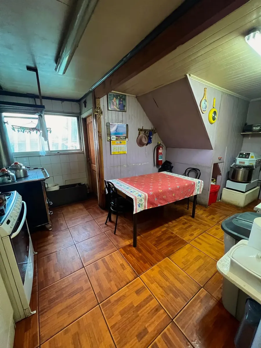 Imagen 5 de 18 de Amplia Casa Para Hospedaje En Venta, Valdivia (159778)