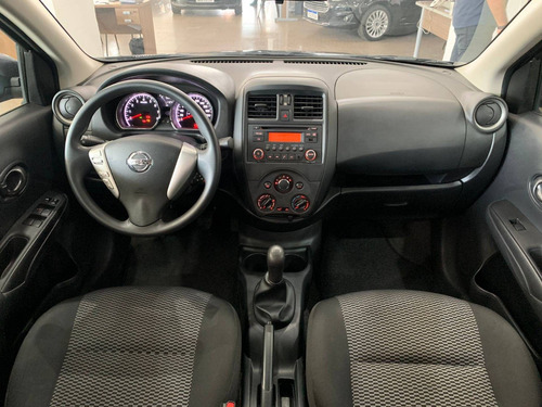 Imagem 6 de 10 de Nissan Versa 1.6 16v Flexstart S 4p Manual