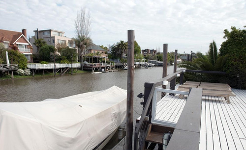 Marina Del Sol, San Fernando, Espectacular Casa En Venta Con Amarra