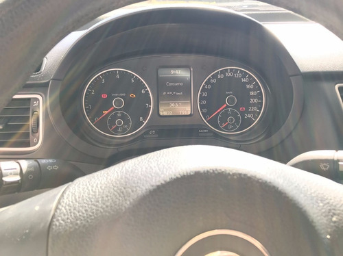 Imagem 10 de 12 de Volkswagen Crossfox 1.6 Mi 8v