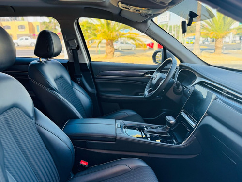 Dodge Journey SXT 1.5T AT
