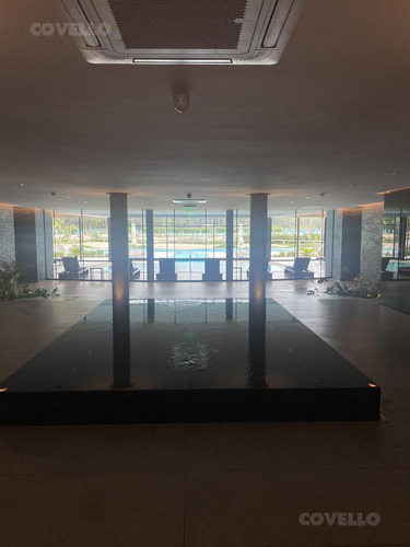 Departamento En Venta De 2 Dormitorios Crystal View - Solanas