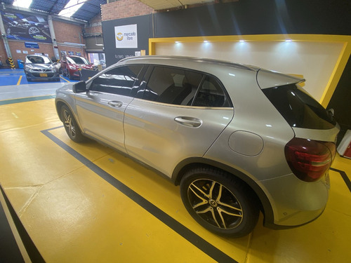 Imagen 4 de 25 de Mercedes Benz Clase Gla 200 Urban 1.6