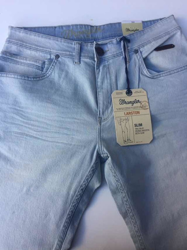 Jean Wrangler Modelo Larston Talle 32 Tela Finita Slim Bajo