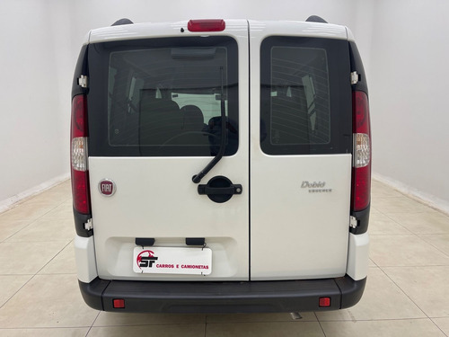 Imagem 4 de 13 de Fiat Doblo Essence 1.8 Flex 16v 5p 2017/2018