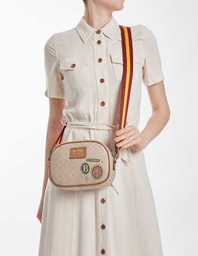 Bolsa Crossbody Mujer Harry Potter Wcapsule Tan Hbhikoichi3c Acabado De Los Herrajes Oro Diseño De La Tela Gráfico