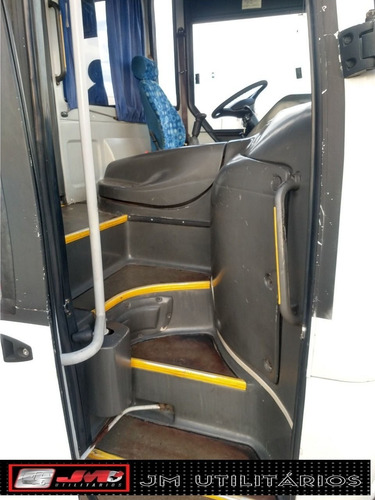 Imagem 5 de 13 de Comil Versatille Ano 2013 Vw 17.230 C/ar 46 Lug Jm Cod.657
