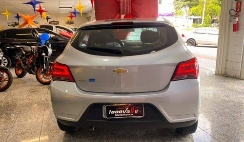Imagem 9 de 11 de Chevrolet Onix 1.4 Mpfi Advantage 8v Flex 4p Automático