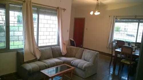 Imagen 6 de 12 de Casa En Venta De Dos Dormitorios A Metros De Plaza De Toros