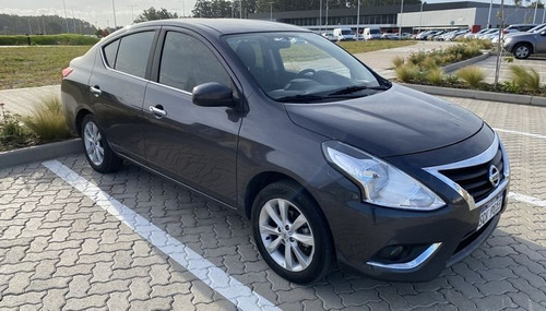 Nissan Versa Extra Full 1.6 2018
