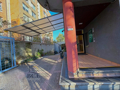 Oficina Con Terraza, Estacionamiento Y Orientación Norte |