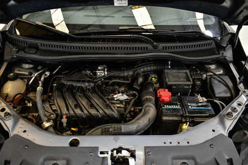 Imagen 6 de 15 de Renault Captur 1.6 Life 2018 La Plata 174