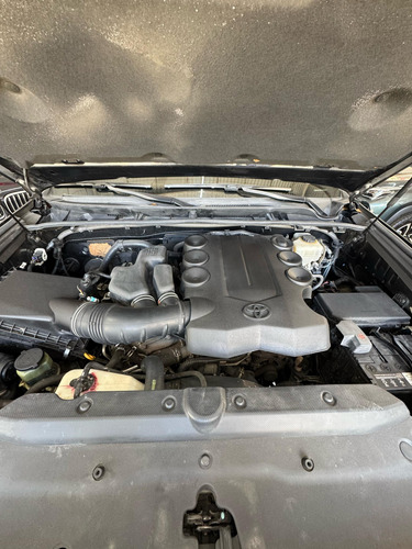 Toyota 4runner Sr5 2016 4x4