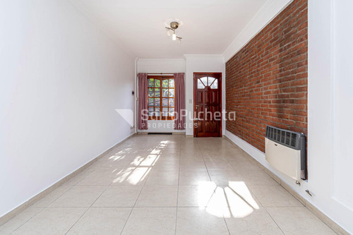 Venta Dúplex 3 Ambientes Con Patio Y Cochera En Haedo.