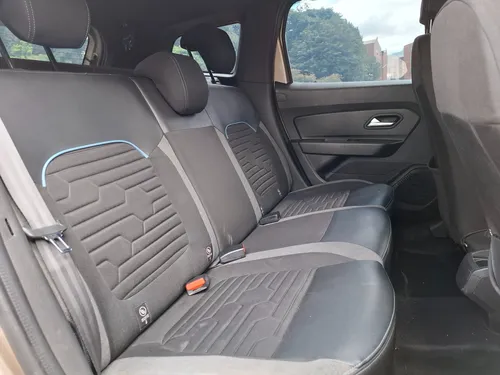 Renault Duster 1.3 Intense Cvt