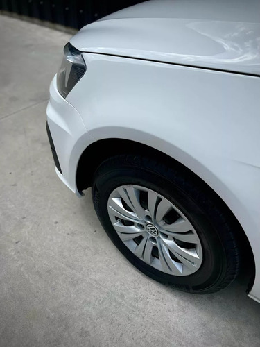 Volkswagen Voyage 1.6 Trenline 101cv