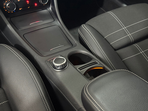 Mercedes-Benz Classe Cla 1.6 Vision Turbo Flex 4p