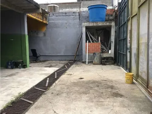 Local En Venta - Calle Zamora