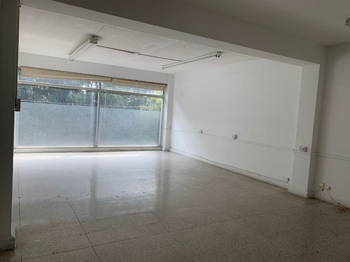 Edificio En Venta En Viveros De La Loma, Tlalnepantla