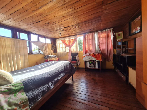 Casa En Conchalí / Excelente Ubicación Y Conectividad