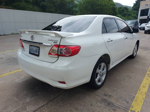 Imagen 3 de 17 de Toyota Corolla Gli