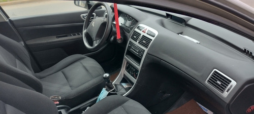 Imagen 5 de 8 de Peugeot 307 2007 1.6 Sedan Xs 110cv Mp3