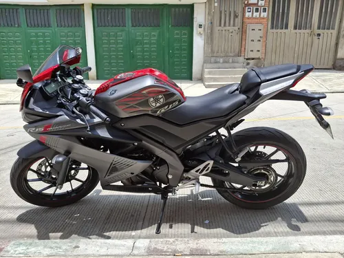 Yamaha R15 V3