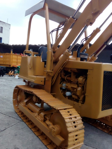 Traxcavo Marca Caterpillar Modelo 931 Cargador Sobre Orugas