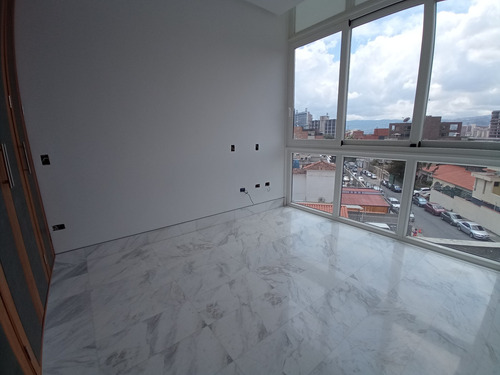 Imagen 13 de 17 de Vendo Apartamento 150m2 4h/4b/4p La Castellana