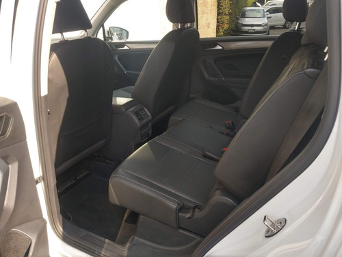 Imagen 7 de 14 de Volkswagen Tiguan Comfortline 1.4 7 Pasajeros Pile 2020