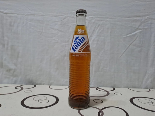 Antiguas Botellas Gaseosa Cerradas Años 80 Precio X 4 Par (Usado)
