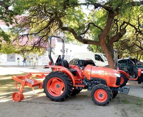 Imagen 2 de 2 de Cincel Yomel