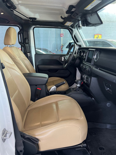 Jeep Wrangler 3.7 Sahara 3.6 4x4 At