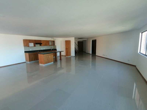 Apartamento En Arriendo Ubicado En Sabaneta Sector Las Lomitas (23004).