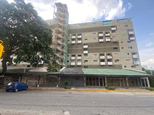 Vendo Apartamento En La Urb La Paz - Mm