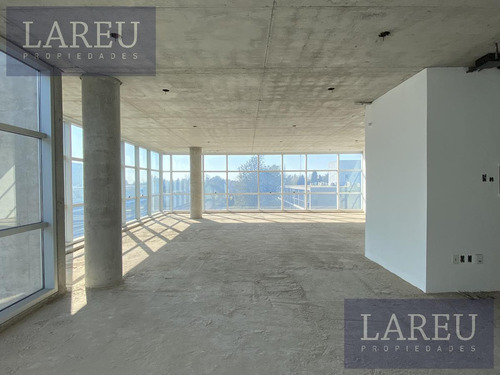 Oficina En Venta, Officia Pilar - Edificio Work