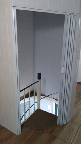 Casa Em Cavalhada Com 1 Dormitório - Mi7959