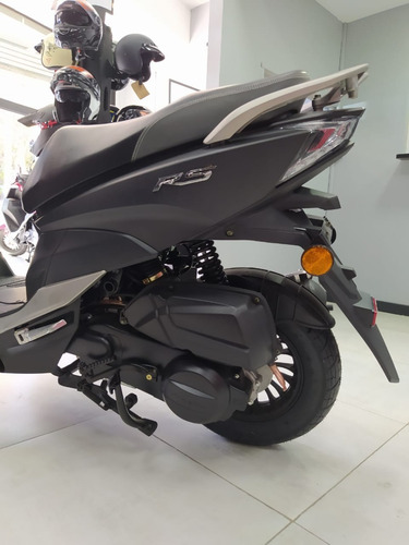 Imagen 15 de 20 de Zanella Scooter Styler 150 Rs Promoción Scooters Tienda Pune