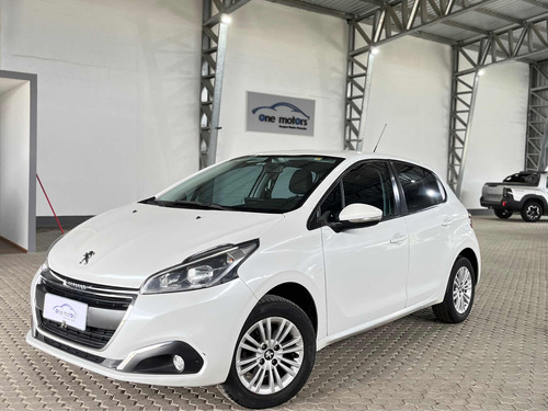 Peugeot 208 1.6 Allure