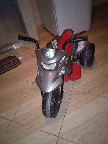 Imagem 2 de 3 de Moto Elétrica Infantil