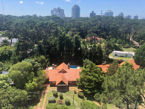 Imagen 6 de 22 de Apartamento De 3 Dormitorios En Complejo Arcobaleno En Punta Del Este Disponible Solo Para Alquiler Anual: Marzo-noviembre 2023