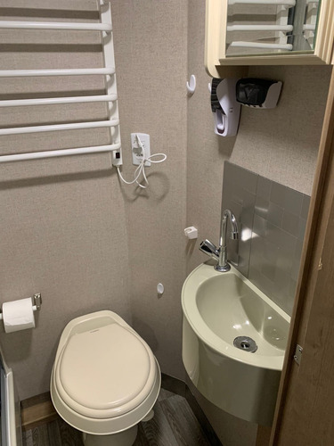 Imagem 13 de 14 de Trailer Winnebago 2106b - Ano 2019 - Motorhome- Y@w9